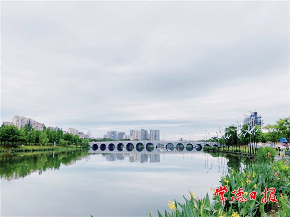 sj杨婷婷-穿紫河风光-1.jpg