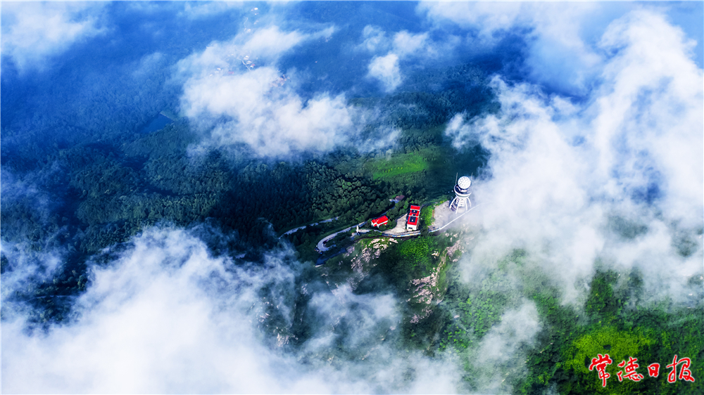 陈世龙-雾漫太阳山-5-4.jpg